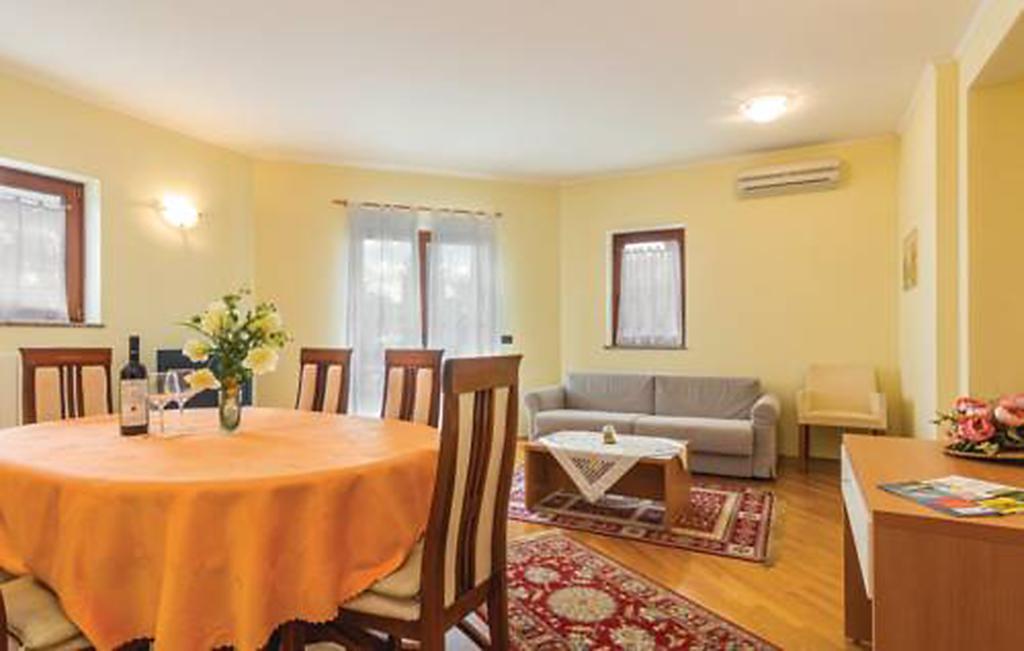 Apartments Villa Teuta Umag Exterior photo