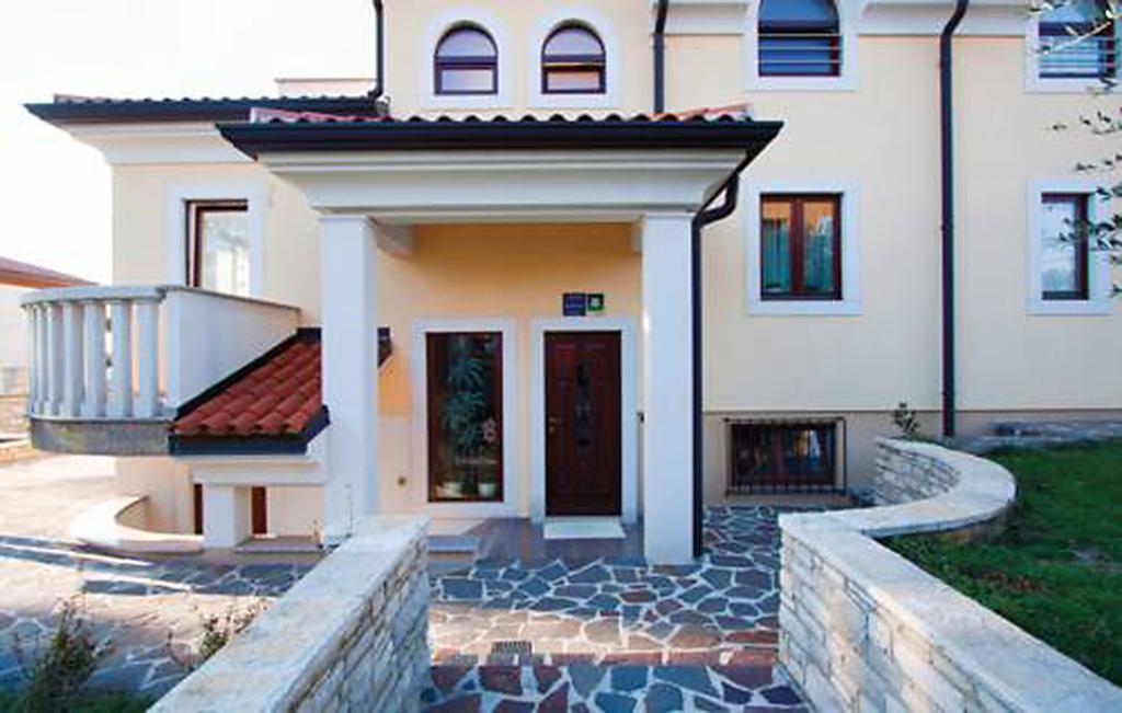 Apartments Villa Teuta Umag Exterior photo